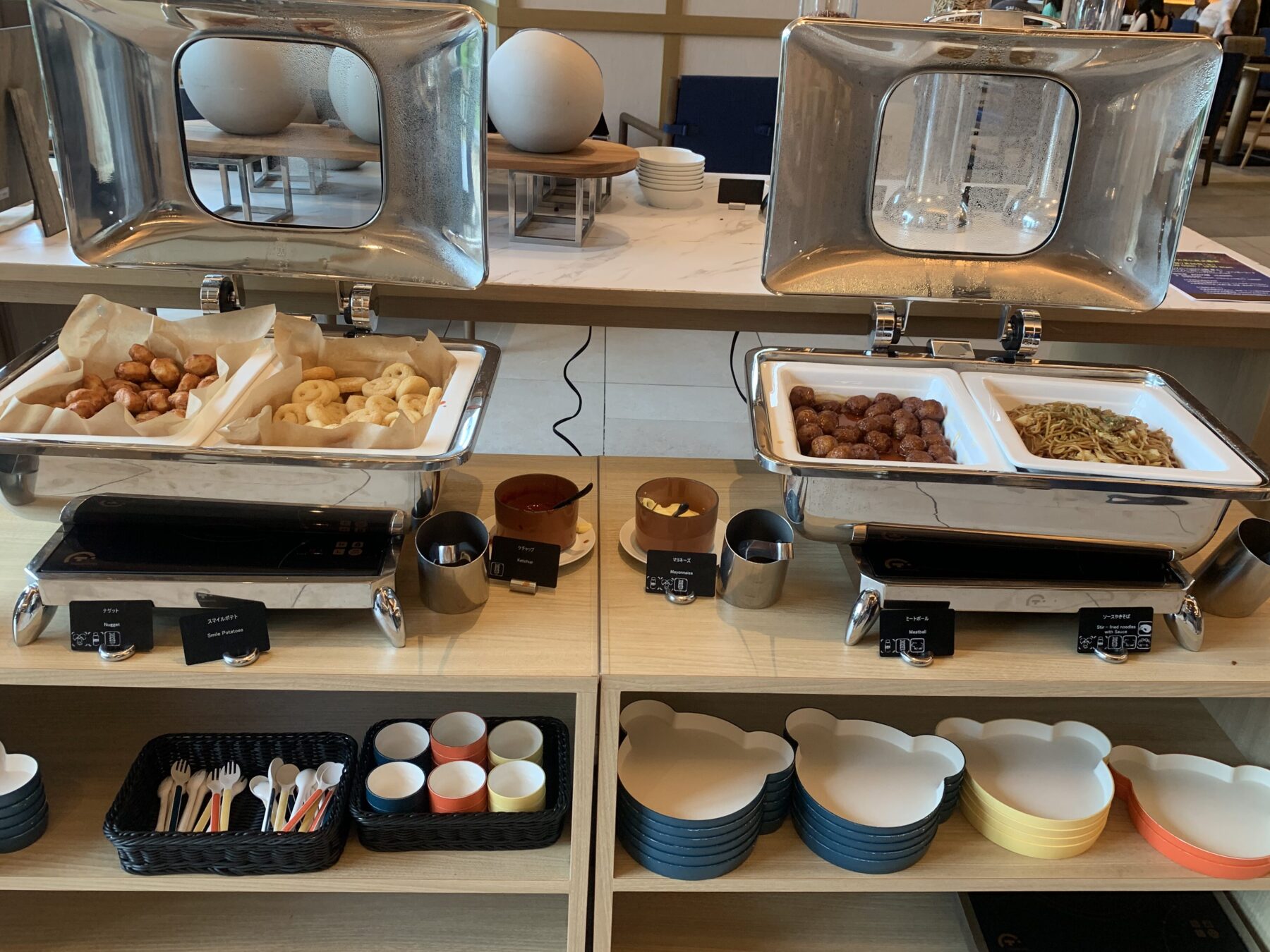 朝食ビュッフェ